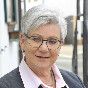 13 Renate Brosam